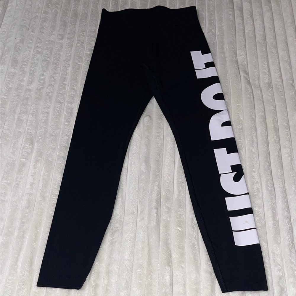 Nike “Just Do It” Legging | Size Small